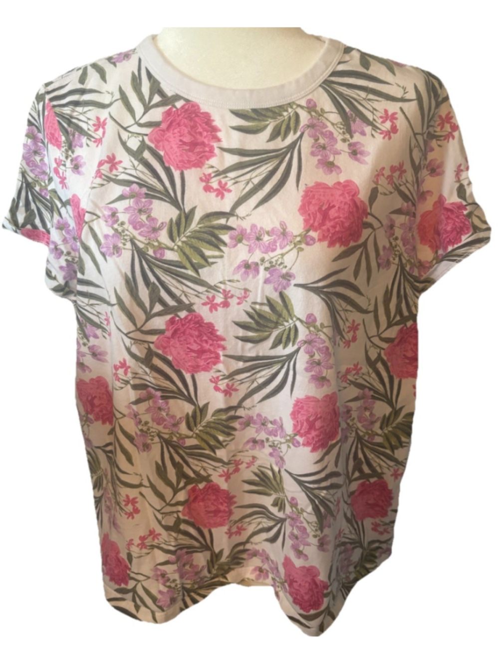 Old Navy Everywear T-Shirt Women’s XL White Floral Pink Peony Short Sleeve Tee